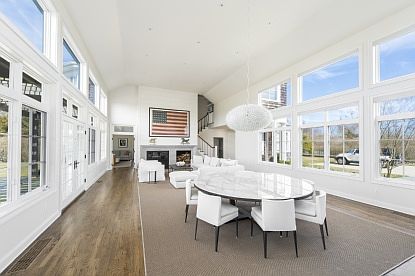 2nd image of 194 Hedges Ln