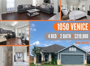 1050 Venice Dr, Bryan, TX 77808