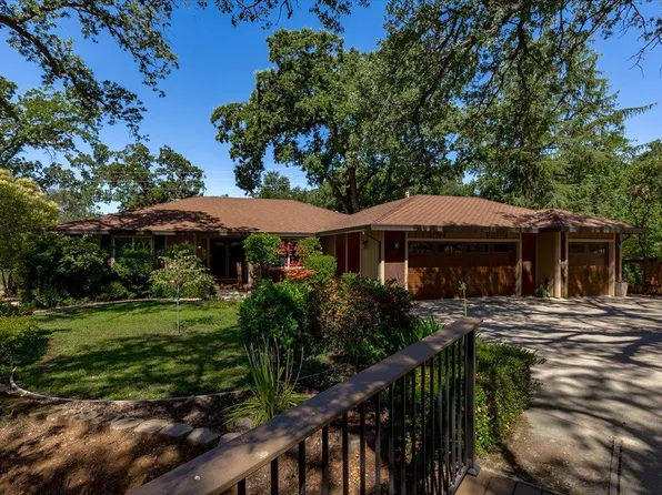 2981 Royal Dr, Cameron Park, CA 95682