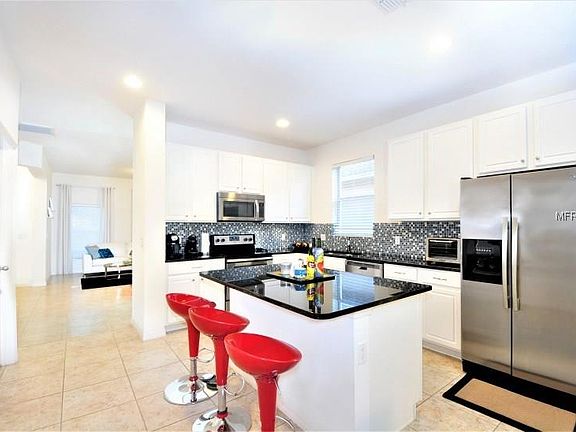 4th image of 1618 Water Elm Ct