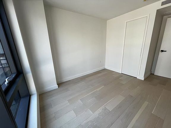 5th image of 144-49 Northern Blvd #424