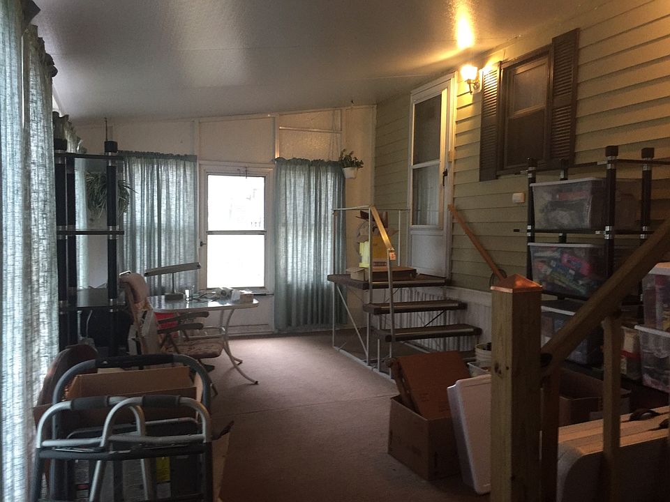 Attached Sun Room to Garage