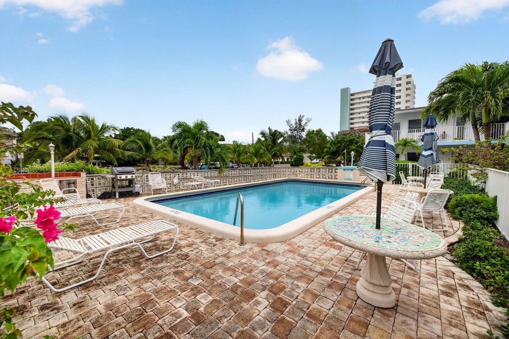 3232 Canal Drive, photo 8