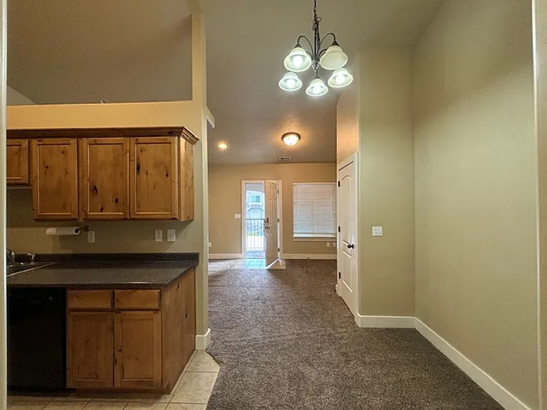 233 Crescent View Ln N #1165-220 — Photo 18