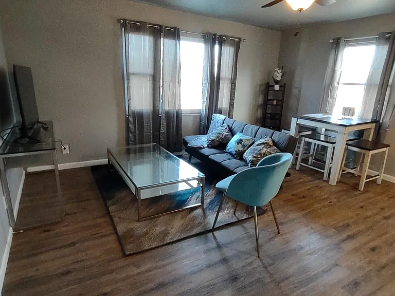 849 N 4th St #205 — Photo 3