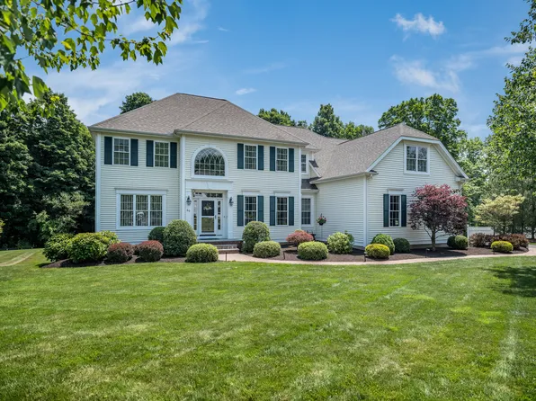 60 Garden Gate, Farmington, CT 06032