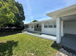 1037 Wyoming Ave, Fort Lauderdale, FL 33312