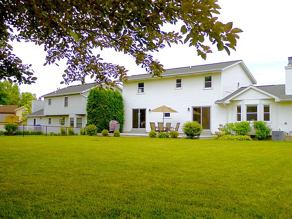 5th image of 2265 Stowevalley Dr SE