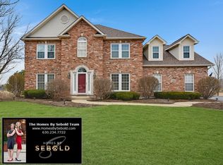 1869 Fitch Ct, Batavia, IL 60510