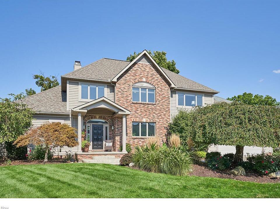 1st image of 311 Lake Pointe Dr