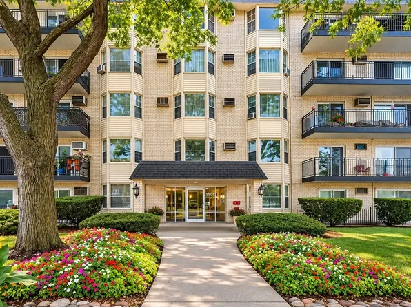 5506 Lincoln Ave #A121, Morton Grove, IL 60053
