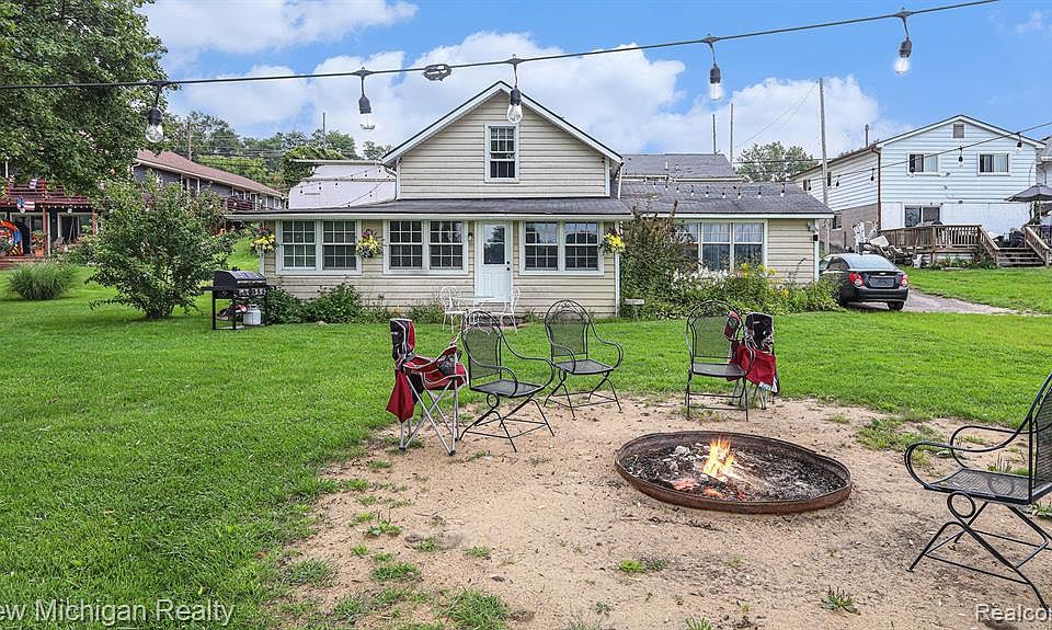 1970 S Ortonville Rd, Ortonville, MI 48462 MLS 20230075574 Zillow