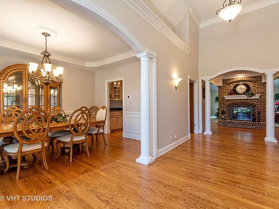 4th image of 3525 Majestic Oaks Dr