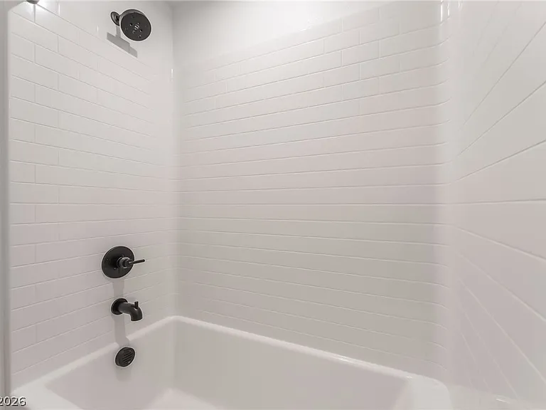3192 Vittoria Ave — Photo 19