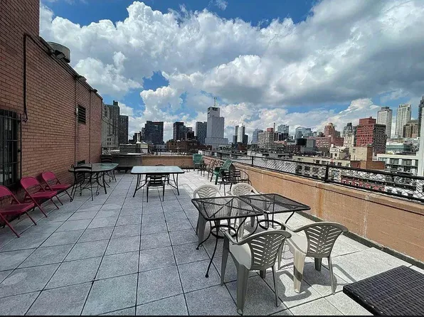 343 West 51st Street image 1 of 16