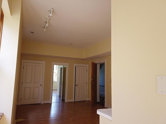 2nd image of 318 E 14th St APT 1