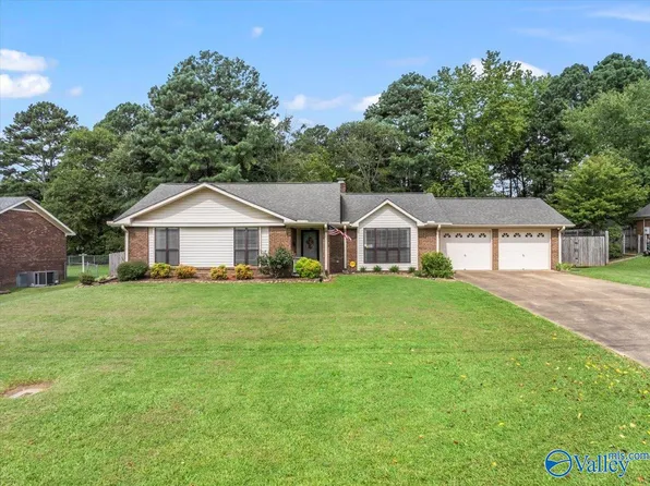 325 Ohara Dr, Albertville, AL 35950