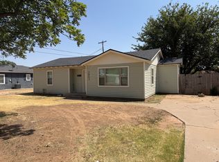 2807 W 10th St, Plainview, TX 79072