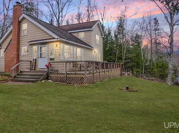 550 Idlewild Rd, Crystal Falls, MI 49920