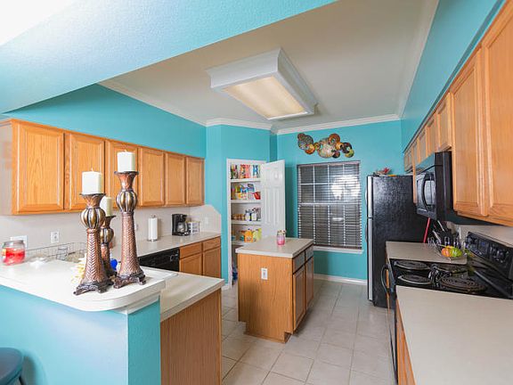 3rd image of 7830 Terrell Cir