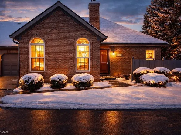 1071 N Jefferson St #B, Medina, OH 44256