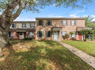 112 Molasses Row, Lafayette, LA 70508