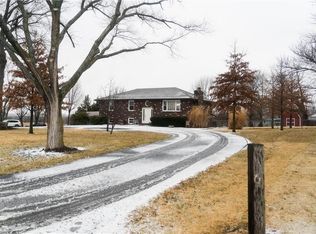 15741 150th St, Bonner Springs, KS 66012