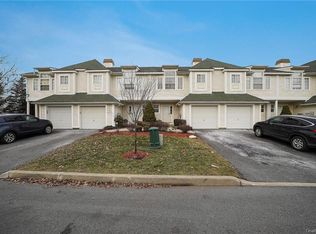 212 Sara Ln, Newburgh, NY 12550