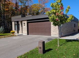160 Sugarbush St, North Bay, ON P1C1M8