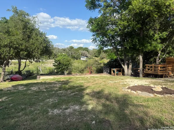 242 Thornton LOT 7, Lakehills, TX 78063