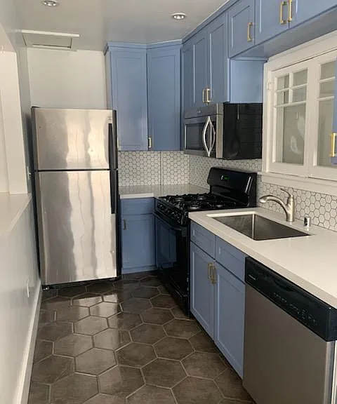 2287 Duane St — Photo 12
