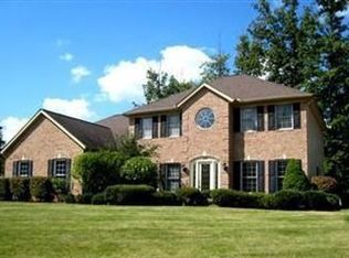 140 Beaumont Trl, Aurora, OH 44202