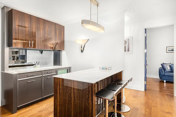 Sold by Compass | media 9