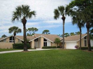 5925 SE Oakmont Pl, Stuart, FL 34997