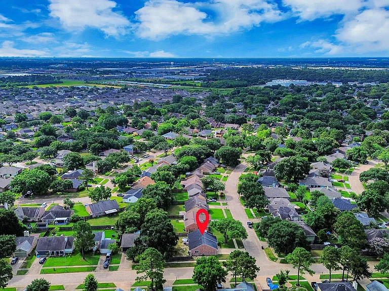 22638 Powell House Ln — Photo 31