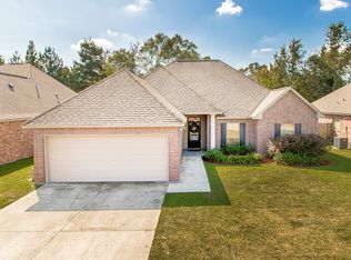 10088 Angela Dr, Denham Springs, LA 70706