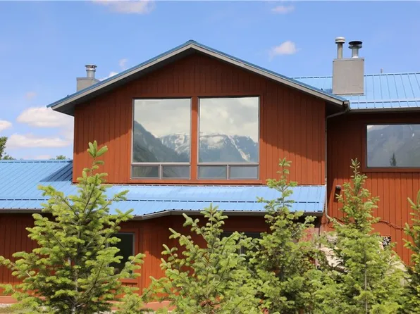 597 E Rosebud Rd, Roscoe, MT 59071