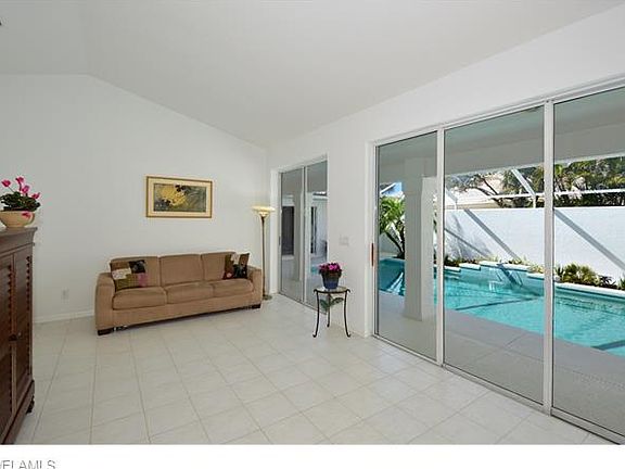 4th image of 1543 Whispering Oaks Cir