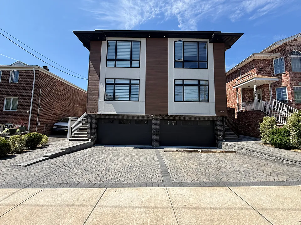 232A E Columbia Ave