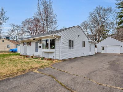 28 Rosemont Drive, Plainville, CT, 06062