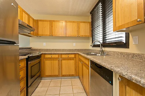 1015 Aoloa Pl Photo 1