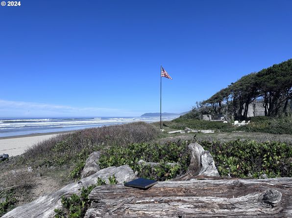 (undisclosed Address), Arch Cape, OR 97102