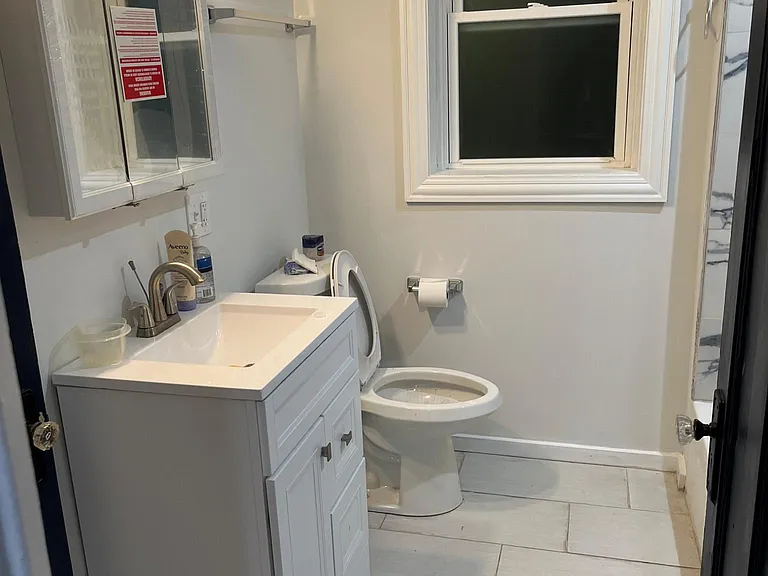 2-8029 S Saint Lawrence Ave #2 — Photo 4