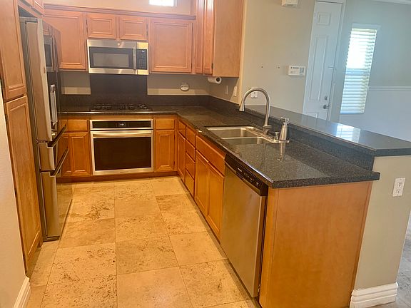3rd image of 2767 Bellezza Dr