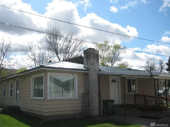 143 South Dr, Okanogan, WA 98840