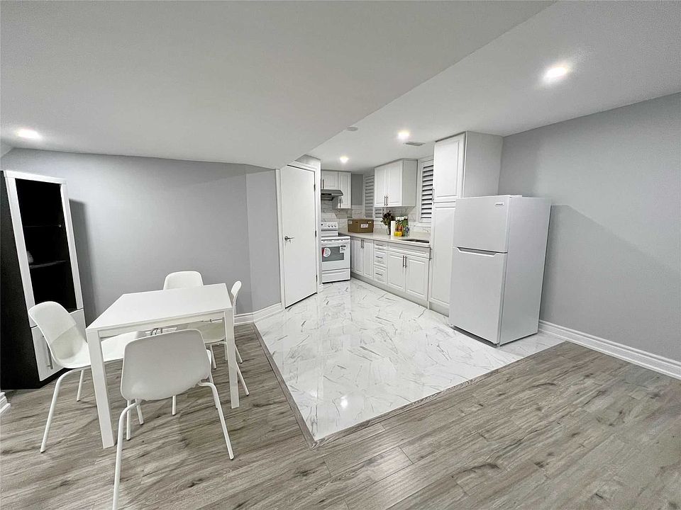 1127 Grainger Trl Newmarket, ON, L3X0G7 Apartments for Rent Zillow