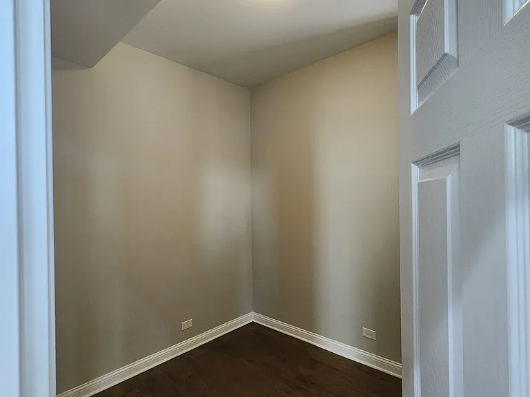 1530 S Central Park Ave #2 — Photo 9