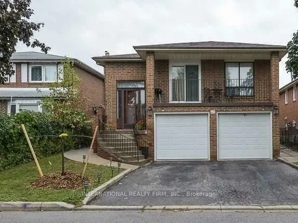 43 Quaker Ridge Rd, Vaughan, ON L4K 2E5