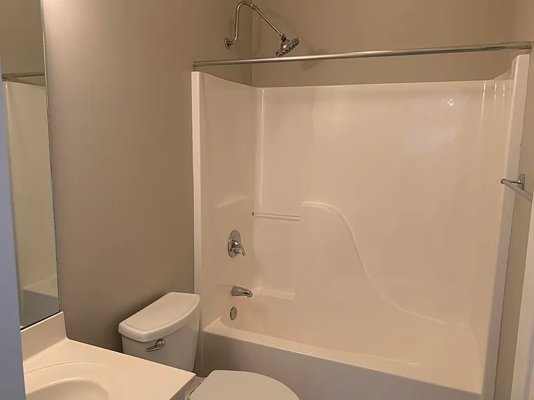 1455 Longleaf Dr E — Photo 12