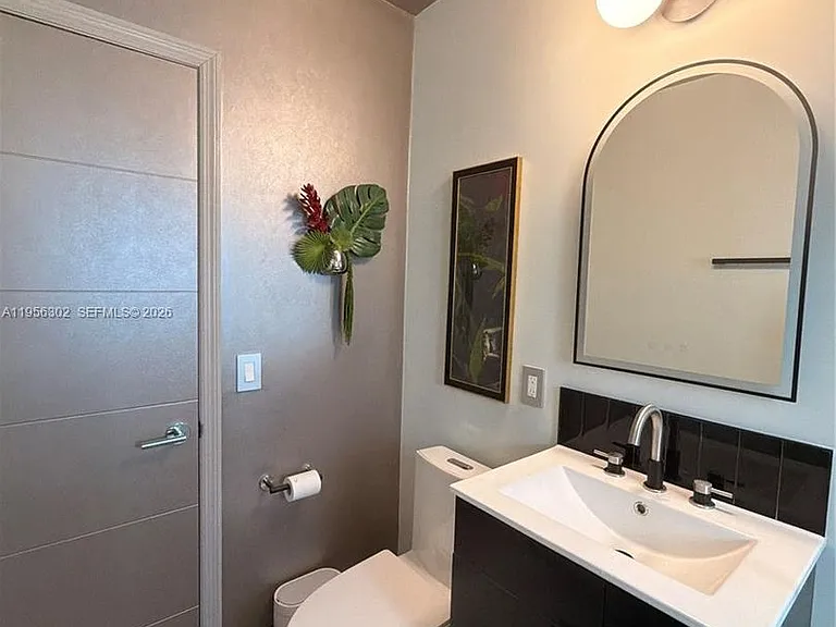 1532 N Andrews Ave — Photo 14